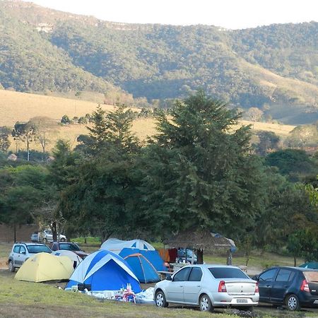 Camping Do Noel - Chales Hotell São Tomé das Letras Eksteriør bilde